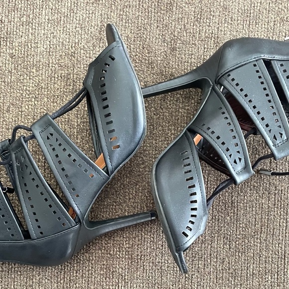 Women's Bongo Brin Heels Size 6.5 Black - Picture 5 of 6